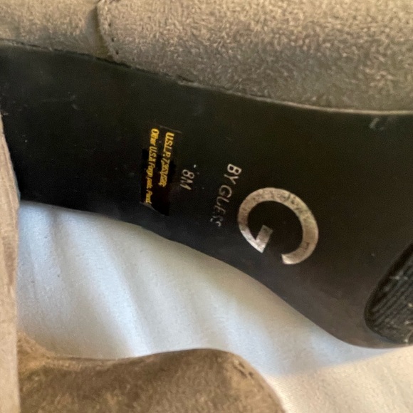 Grey suede guess boots size 8 - Picture 3 of 3